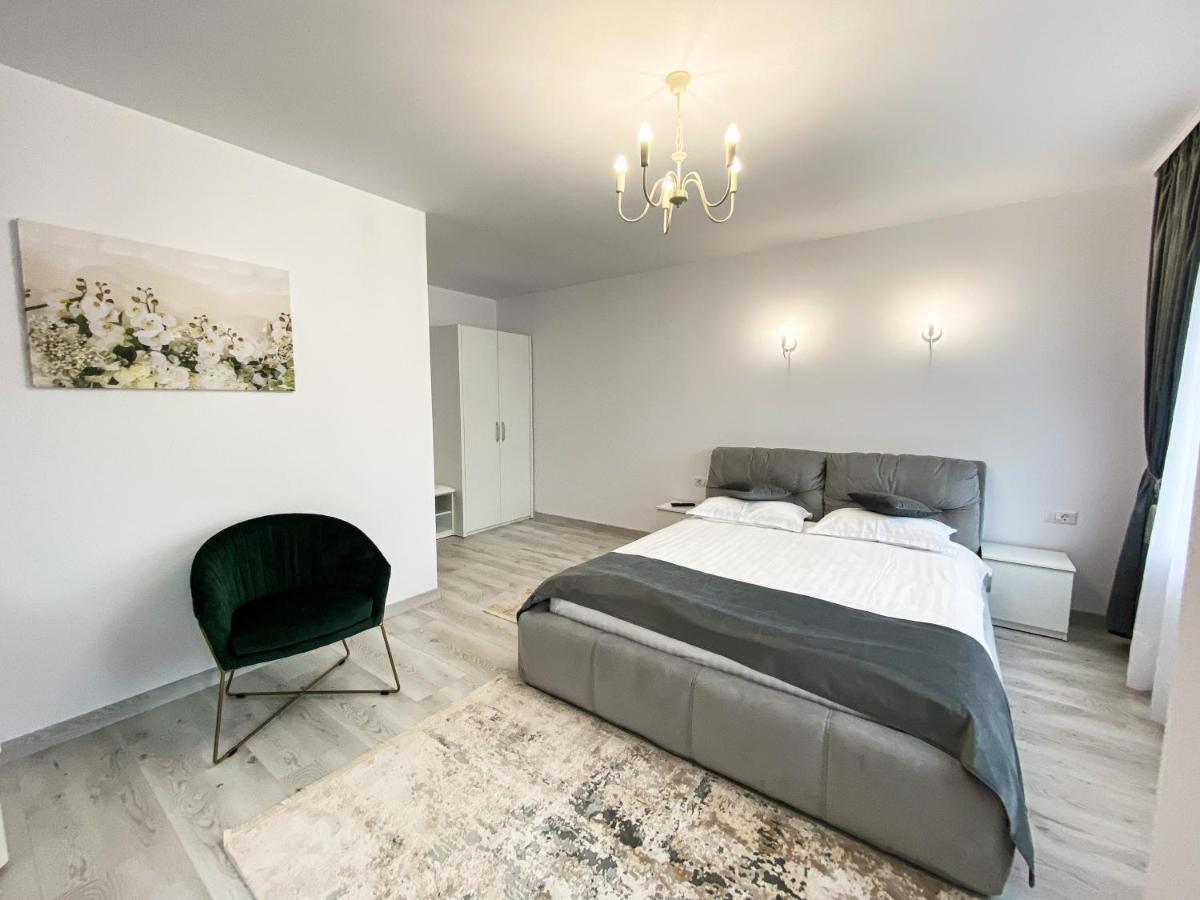 Casa Ina Hotel Moisei Bagian luar foto
